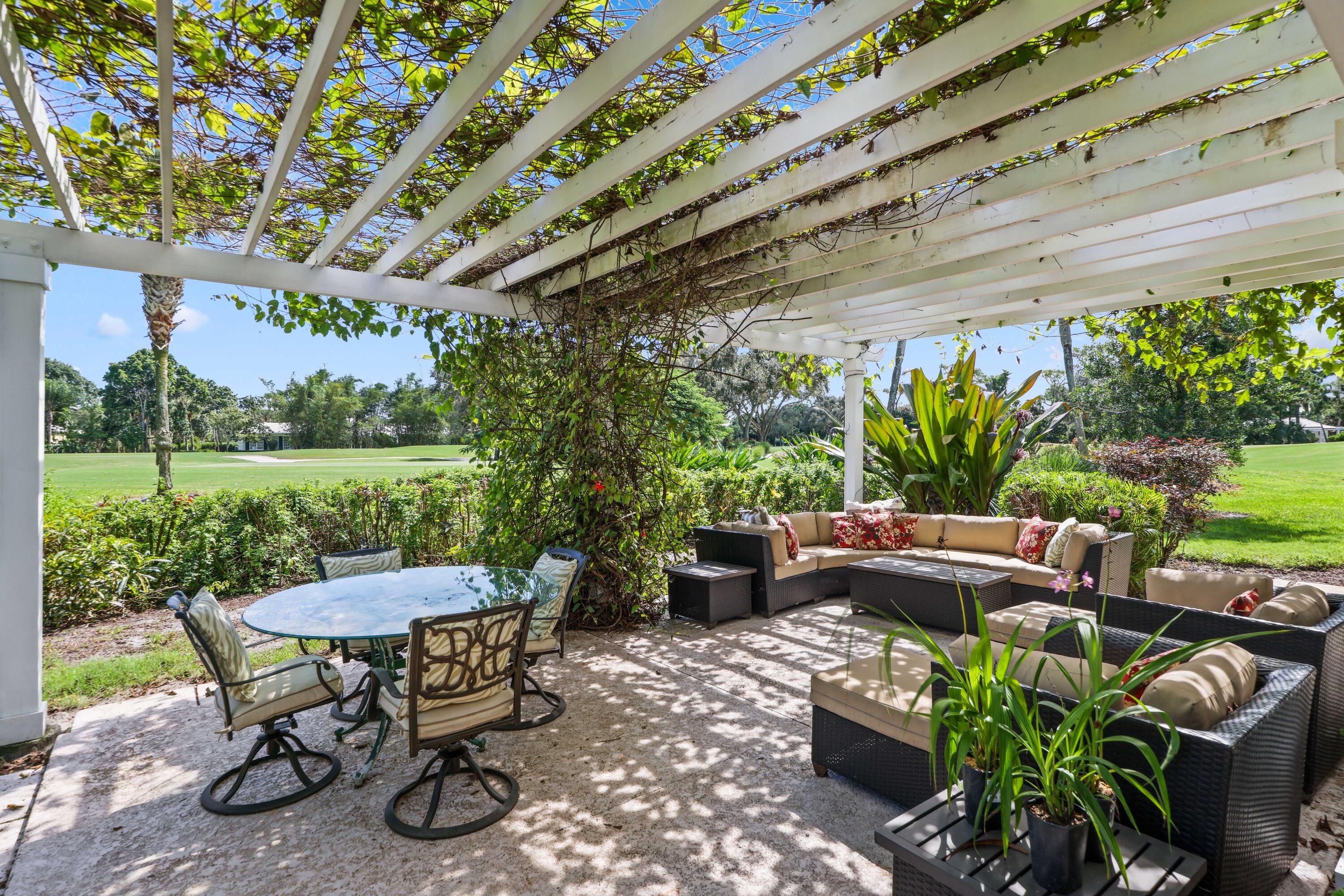 36 Country Road Boynton Beach, FL 33436 - Photo 36 of 51 Patio