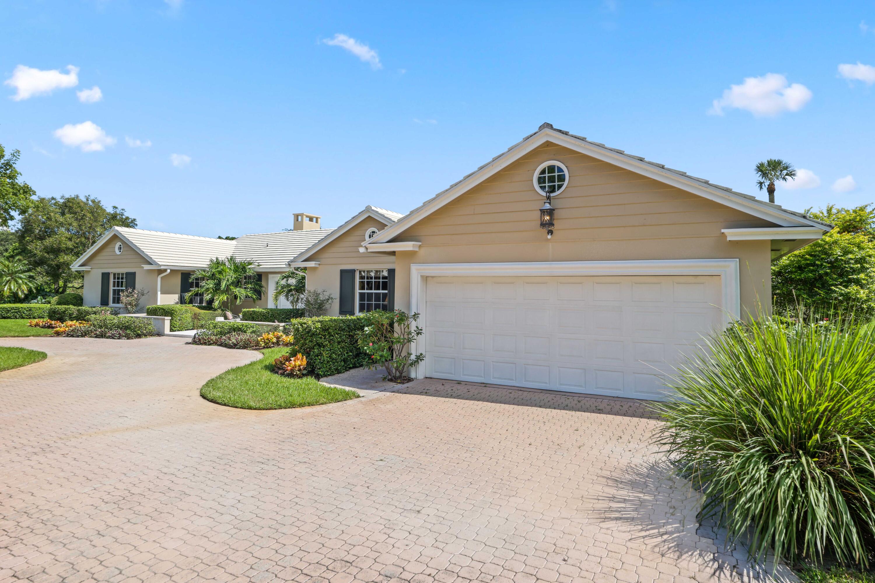 36 Country Road Boynton Beach, FL 33436 - Photo 50 of 51 2 Car Garage