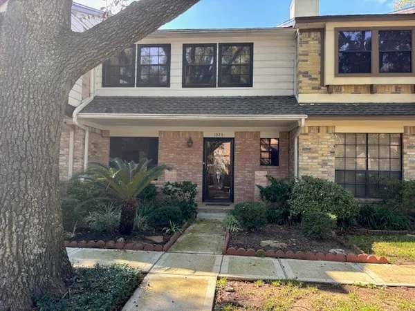 $2,100 | 1323 Reddleshire Lane, Unit 1323, Houston, TX 77043