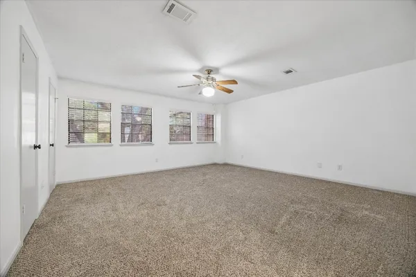 $1,900 | 1323 Reddleshire Lane, Unit 1323, Houston, TX 77043