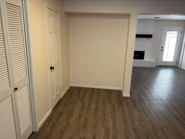 $2,100 | 1323 Reddleshire Lane, Unit 1323, Houston, TX 77043