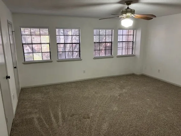 $2,100 | 1323 Reddleshire Lane, Unit 1323, Houston, TX 77043