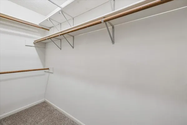 $1,900 | 1323 Reddleshire Lane, Unit 1323, Houston, TX 77043