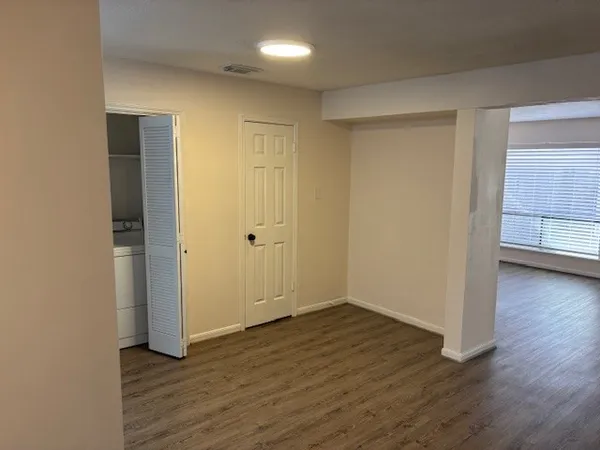 $2,100 | 1323 Reddleshire Lane, Unit 1323, Houston, TX 77043