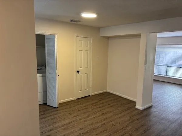 $2,100 | 1323 Reddleshire Lane, Unit 1323, Houston, TX 77043