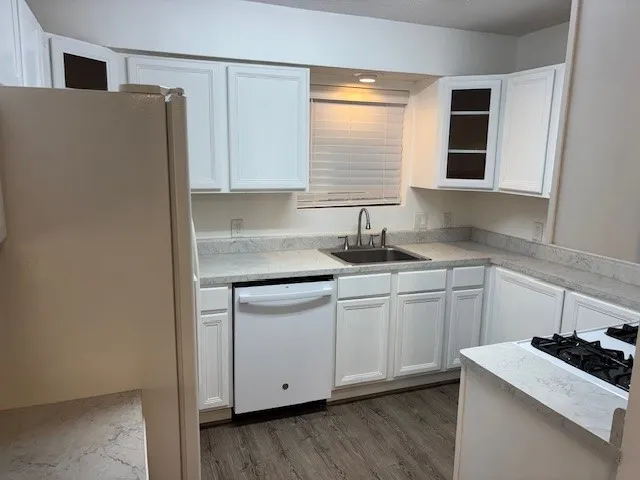 $2,200 | 1323 Reddleshire Lane, Unit 1323, Houston, TX 77043