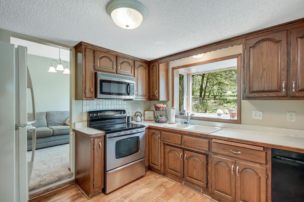12951 Overlook Road Dayton, MN 55327 - Photo 17 of 35 Gallery Image 17