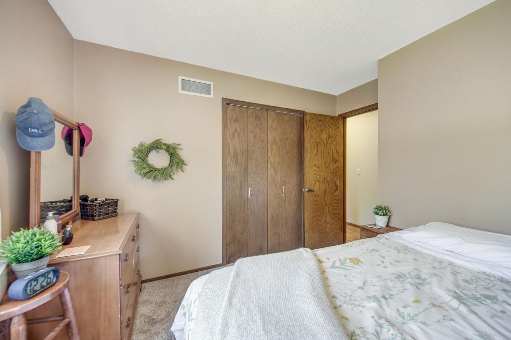 12951 Overlook Road Dayton, MN 55327 - Photo 26 of 35 Gallery Image 26