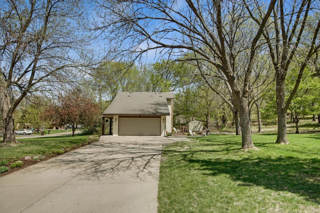 12951 Overlook Road Dayton, MN 55327 - Photo 28 of 35 Gallery Image 28