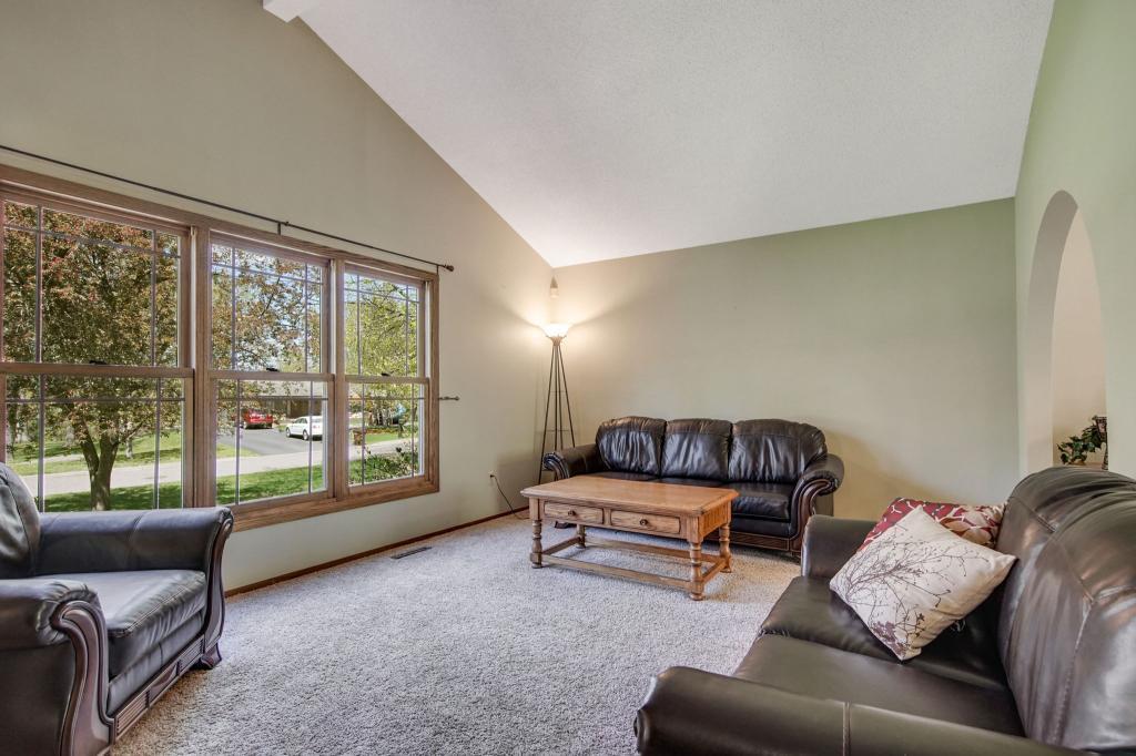 12951 Overlook Road Dayton, MN 55327 - Photo 10 of 35 Gallery Image 10