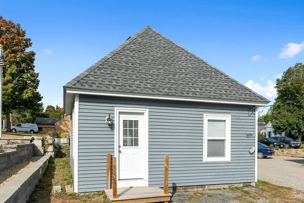 $1,140,000 | 113-115 Main Street, Pepperell, MA 01463