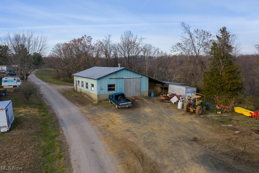 360 Henniger Road Lowell, OH 45744 - Photo 7 of 47