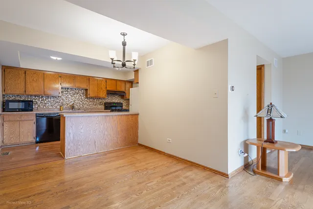 $277,500 | 7809 160th Street, Tinley Park, IL 60477