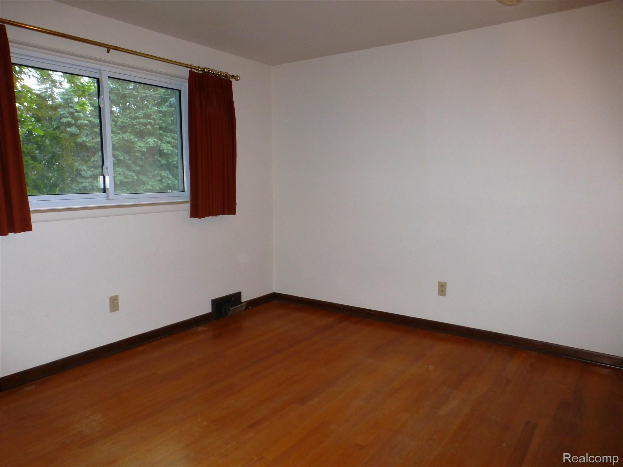 736 Wilwood Road Rochester, MI 48309 - Photo 30 of 47 30.JPG