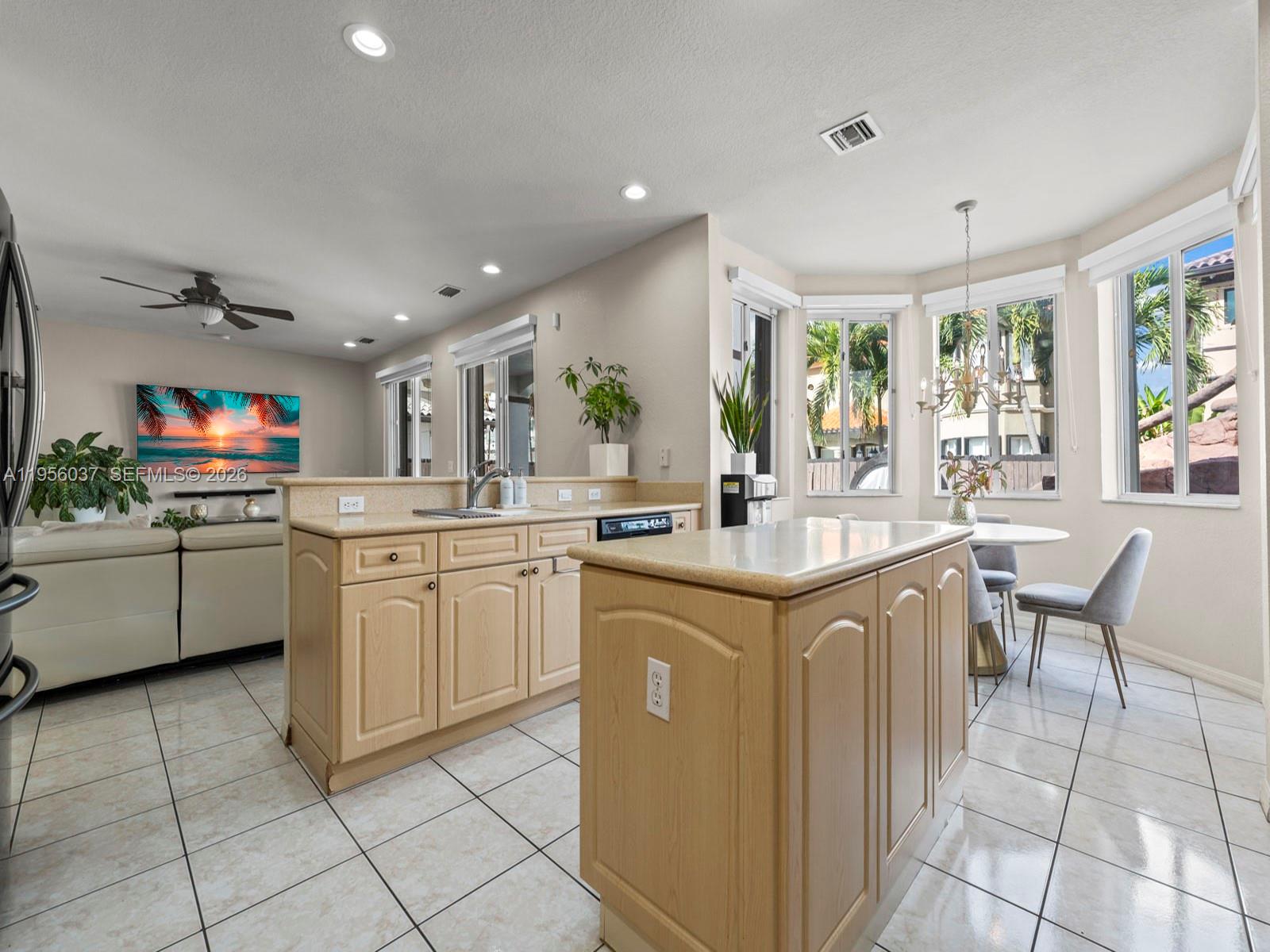 15383 Southwest 23rd Street Miami, FL 33185 - Photo 12 of 36
