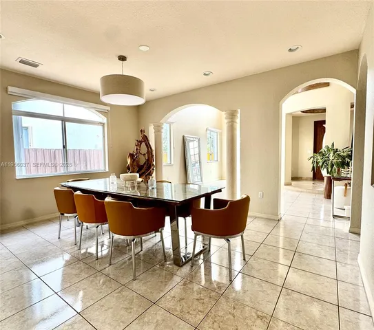 $1,100,000 | 15383 Southwest 23rd Street, Miami, FL 33185