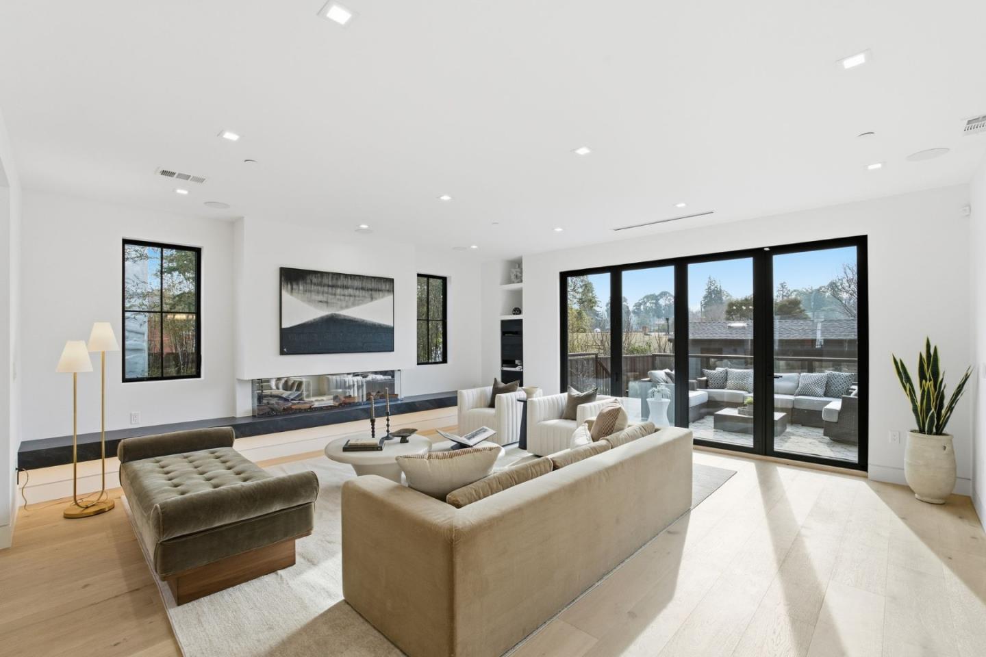 839 Crossway Road Burlingame, CA 94010 - Photo 12 of 69