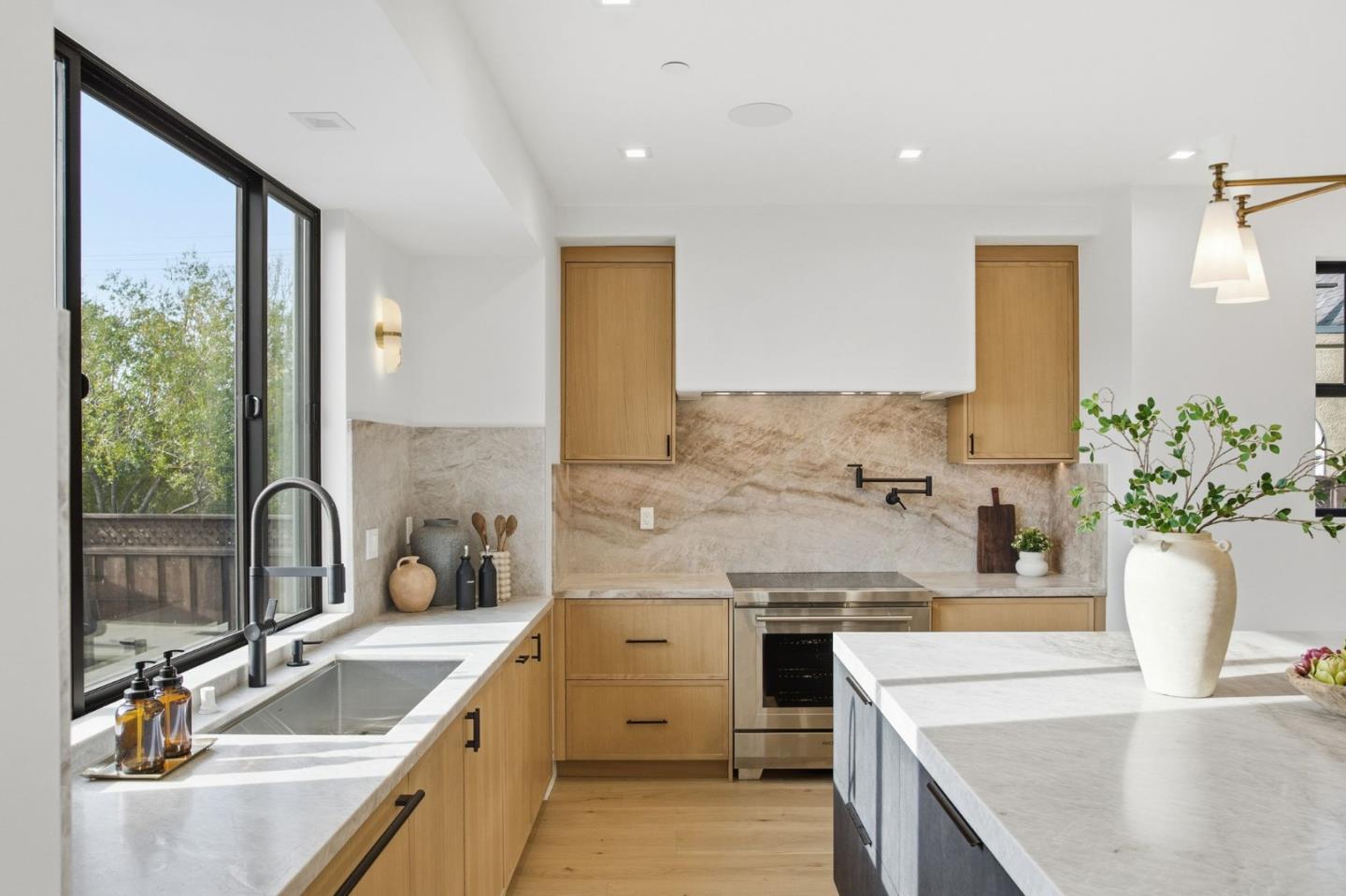 839 Crossway Road Burlingame, CA 94010 - Photo 18 of 69