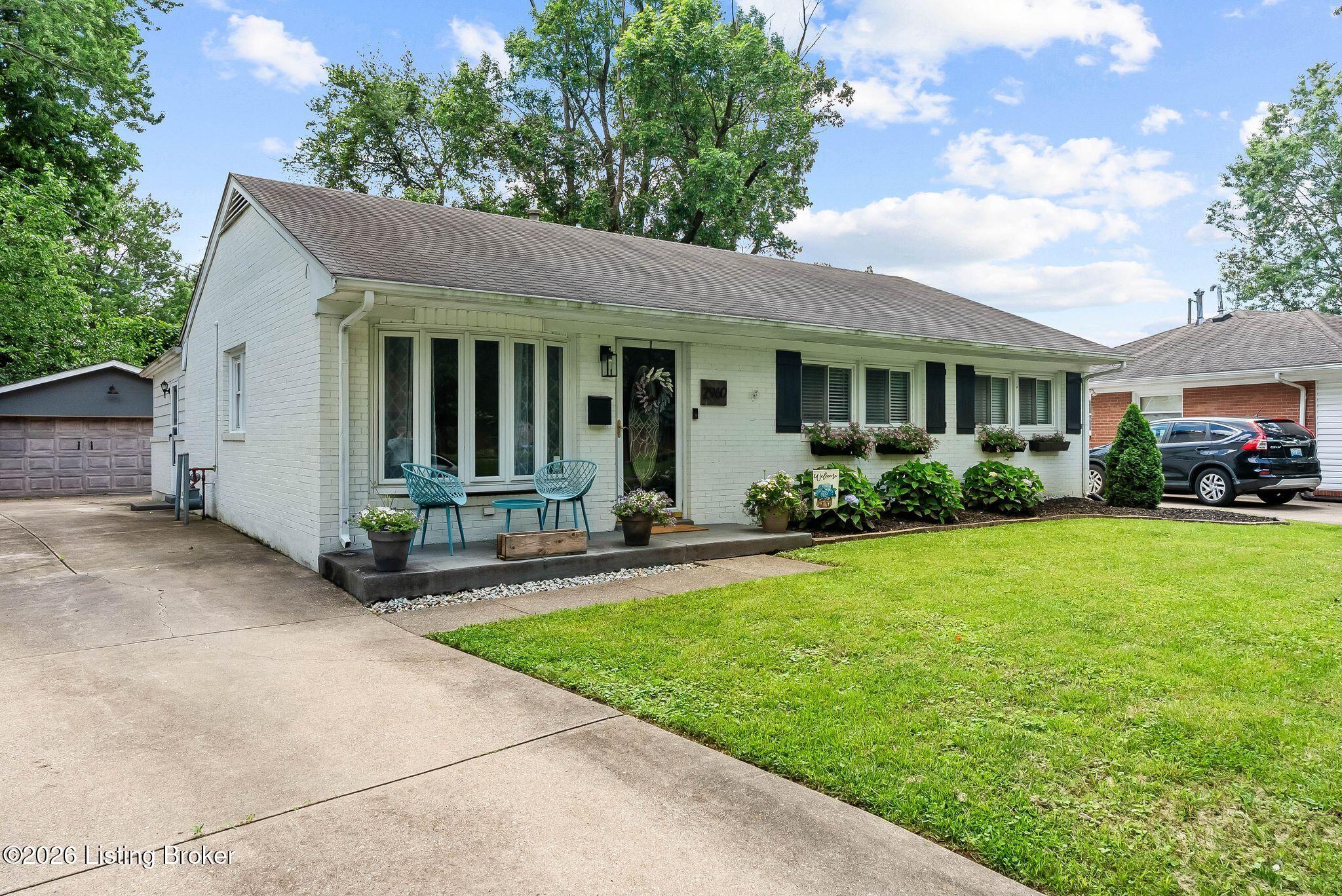 2960 Rio Rita Avenue Louisville, KY 40220 - Photo 3 of 42 mls_2960 Rio Rita Ave (10 of 20)