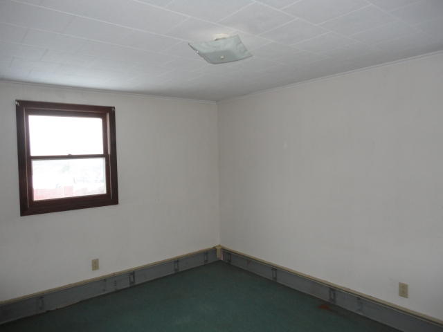 213 Parmenter Road Palermo, ME 04354 - Photo 7 of 26 7 Bedroom 3