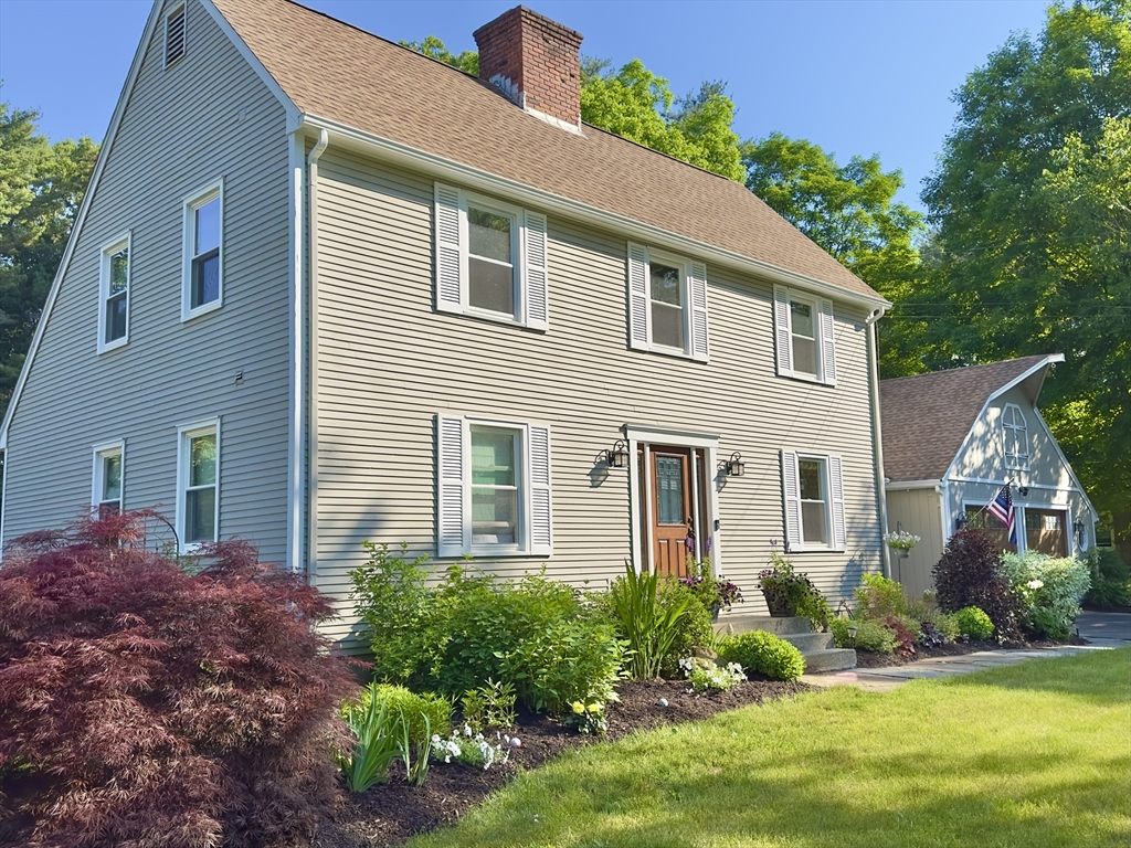 169 Pomeroy Meadow Road Southampton, MA 01073 - Photo 2 of 42 Gallery Image 2