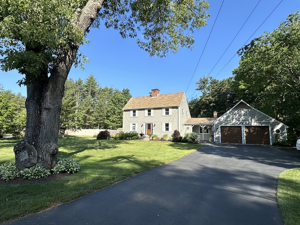 169 Pomeroy Meadow Road Southampton, MA 01073 - Photo 4 of 42 Gallery Image 4