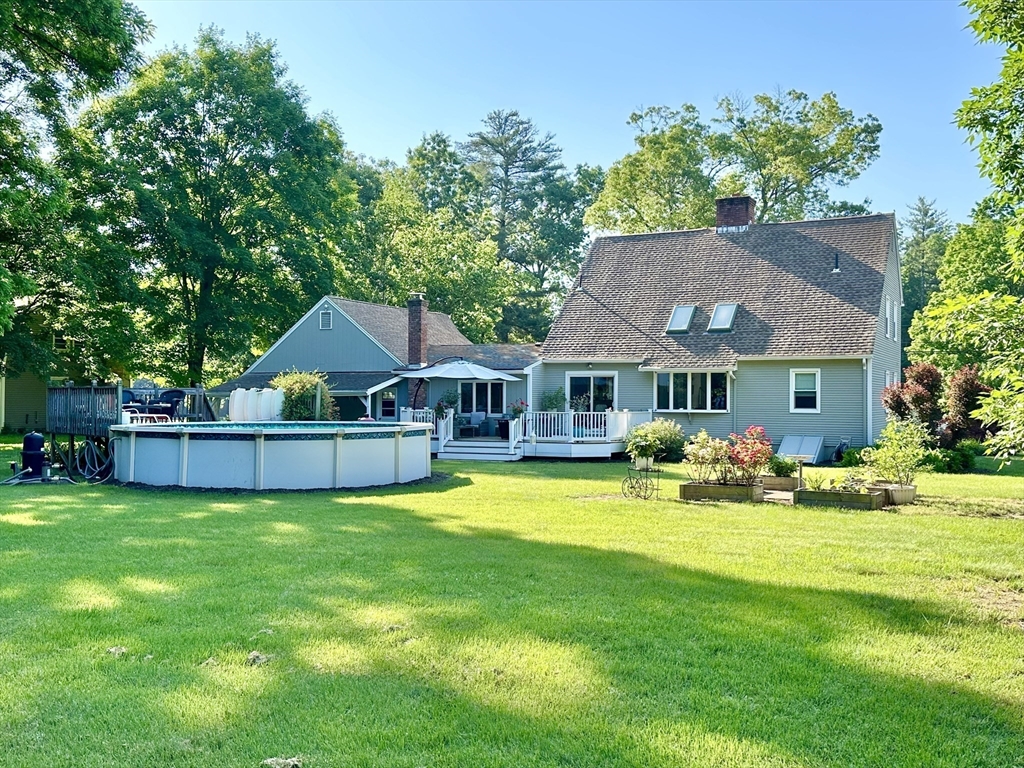 169 Pomeroy Meadow Road Southampton, MA 01073 - Photo 6 of 42 Gallery Image 6