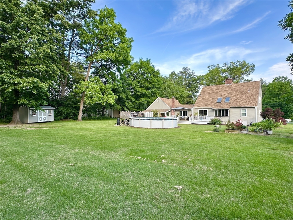 169 Pomeroy Meadow Road Southampton, MA 01073 - Photo 7 of 42 Gallery Image 7