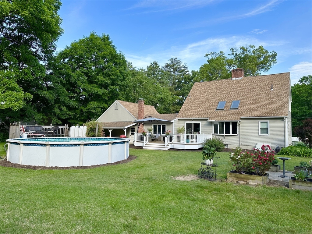 169 Pomeroy Meadow Road Southampton, MA 01073 - Photo 8 of 42 Gallery Image 8
