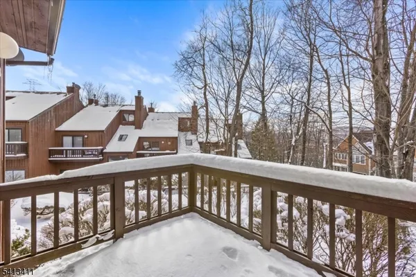 $205,000 | 2 Squaw Valley Court, Unit 6, Vernon, NJ 07462