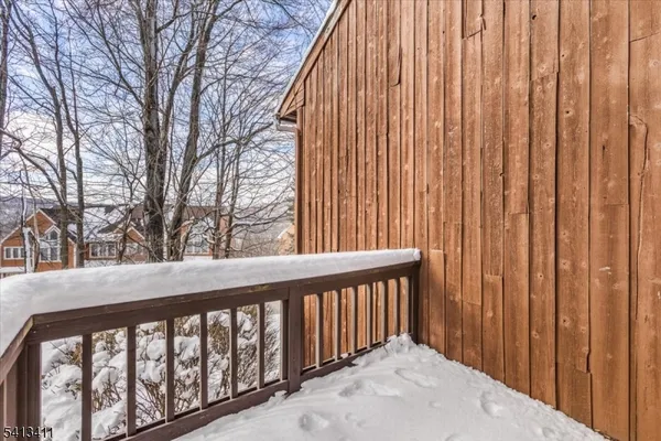 $205,000 | 2 Squaw Valley Court, Unit 6, Vernon, NJ 07462