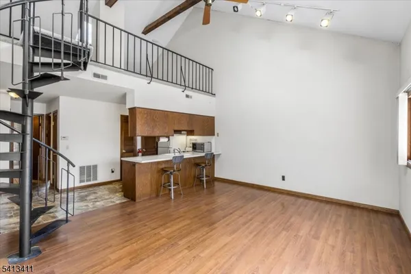 $205,000 | 2 Squaw Valley Court, Unit 6, Vernon, NJ 07462