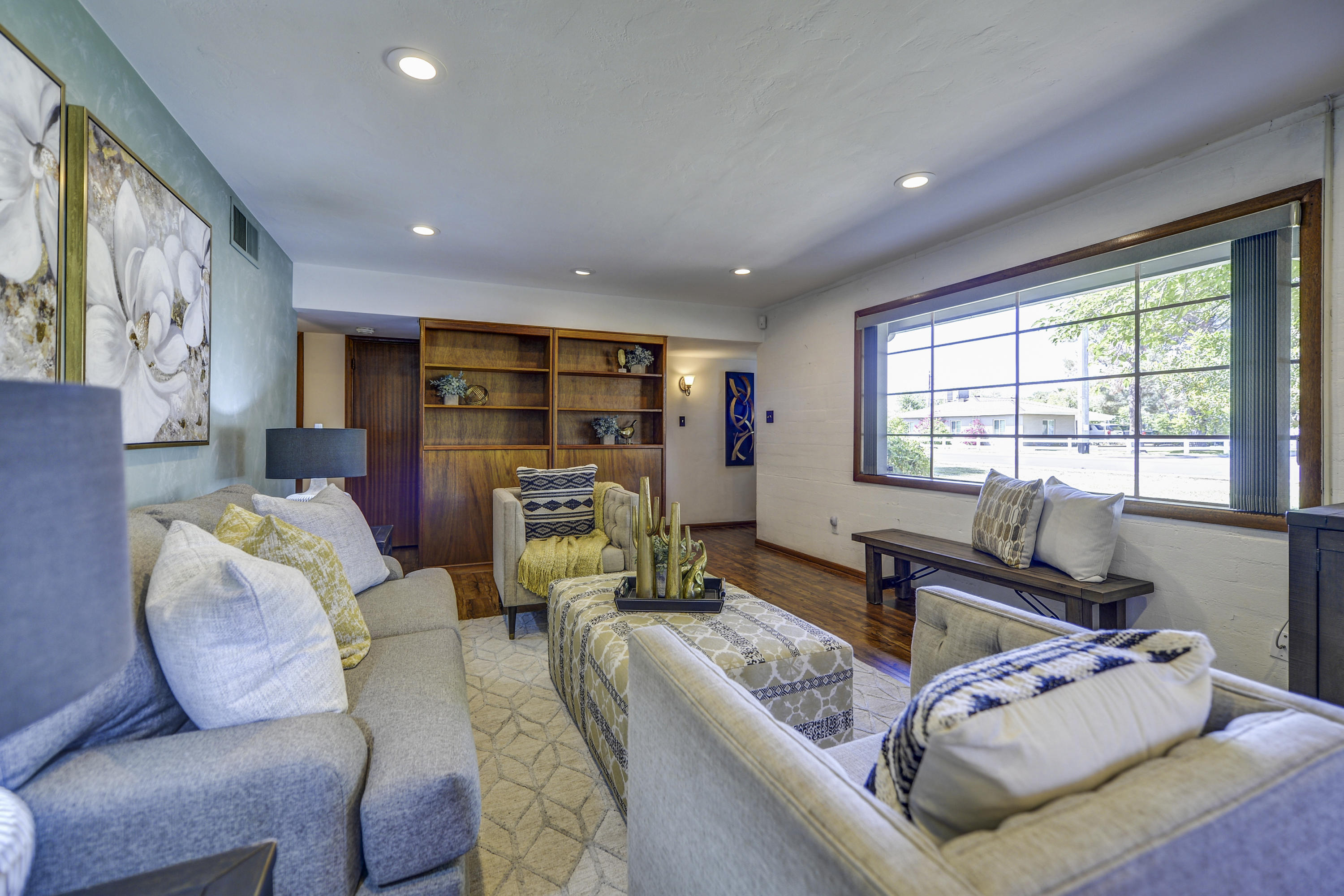 1017 East Ocotillo Road Phoenix, AZ 85014 - Photo 4 of 17 Family Room 2