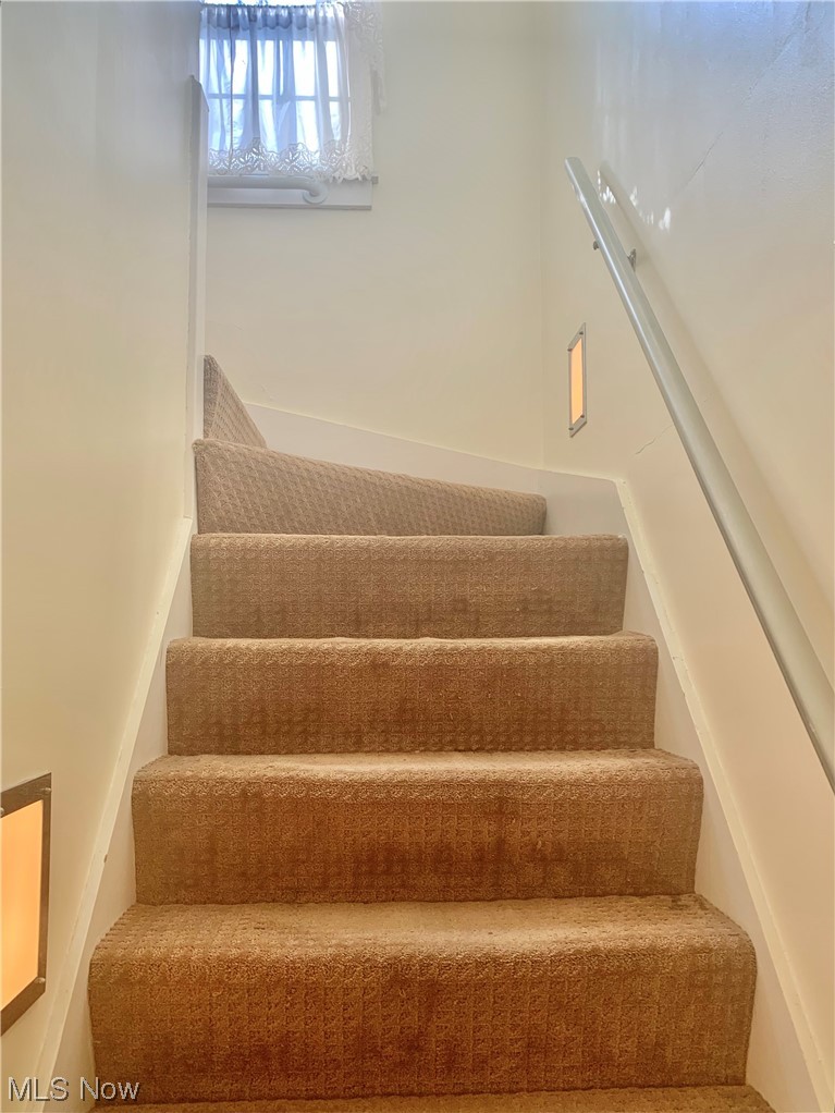 410 Rosedale Street Ravenna, OH 44266 - Photo 17 of 35 Stairs to upstairs