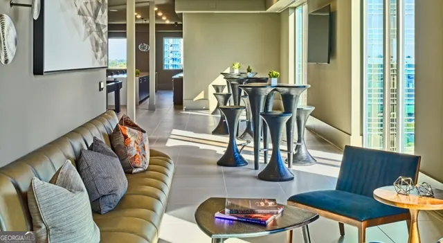 $1,975 | 369 Centennial Olym Drive Northwest, Unit 1719, Atlanta, GA 30313