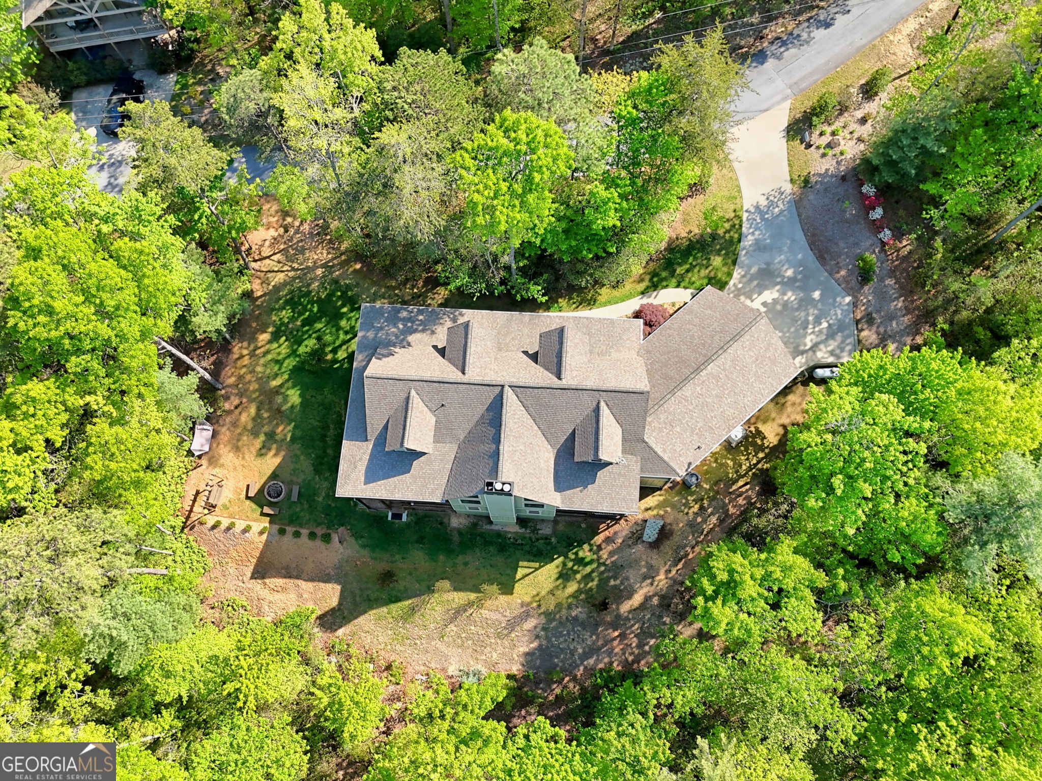 421 Hickory Nut Mountain Road Tallulah Falls, GA 30573 - Photo 20 of 117