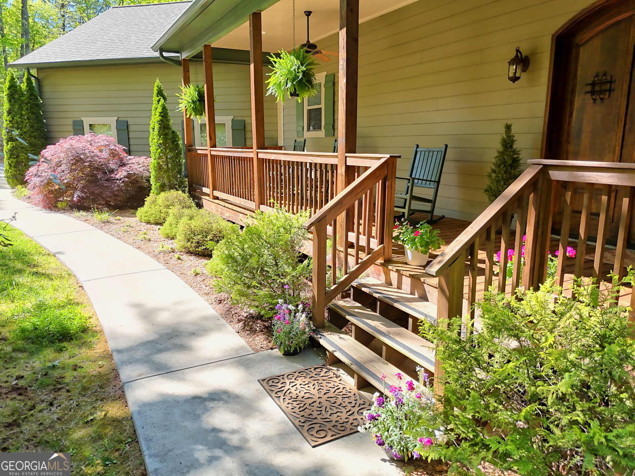 421 Hickory Nut Mountain Road Tallulah Falls, GA 30573 - Photo 26 of 117