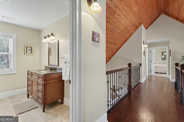 $895,000 | 421 Hickory Nut Mountain Road, Tallulah Falls, GA 30573