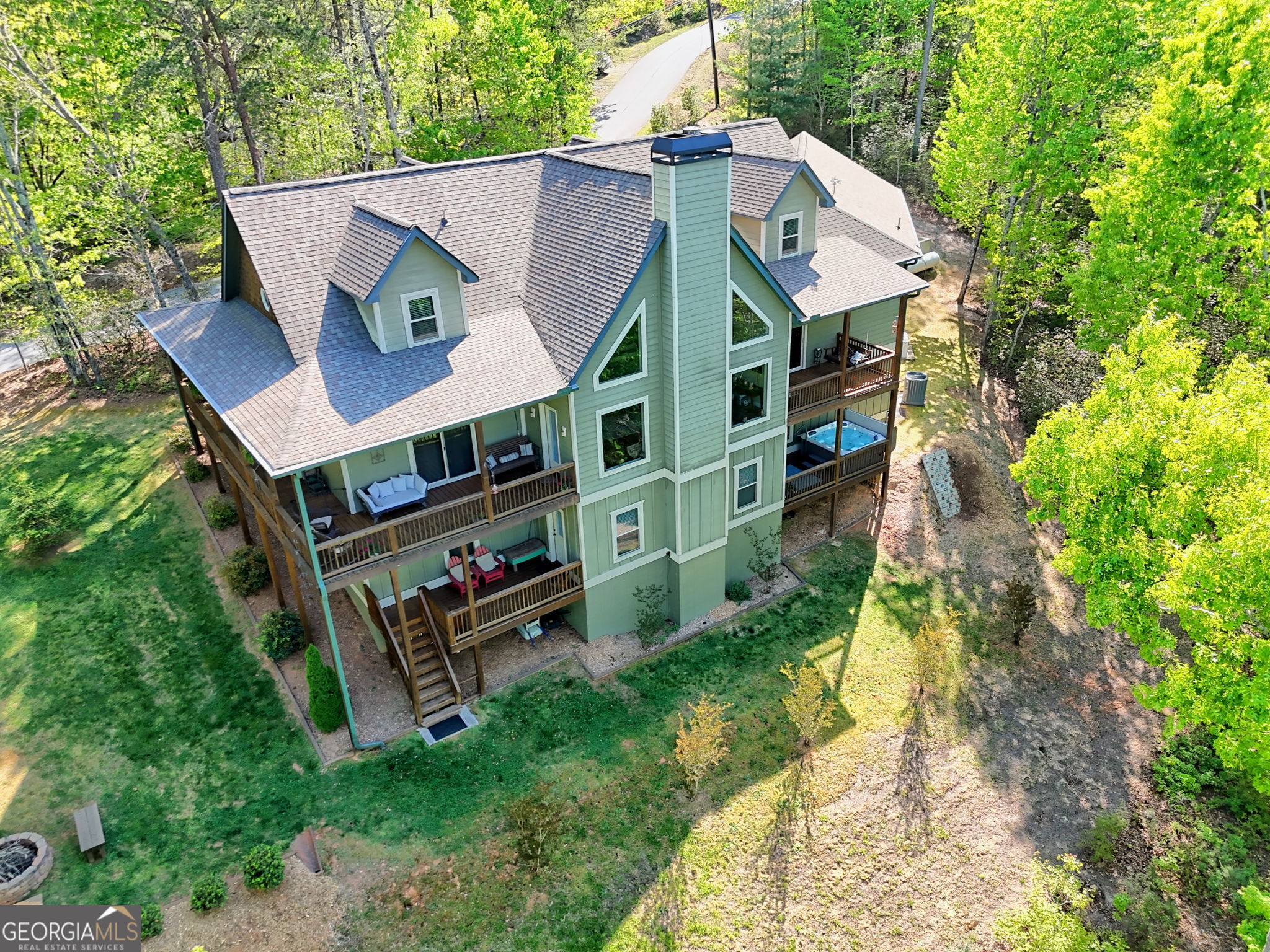 421 Hickory Nut Mountain Road Tallulah Falls, GA 30573 - Photo 6 of 117