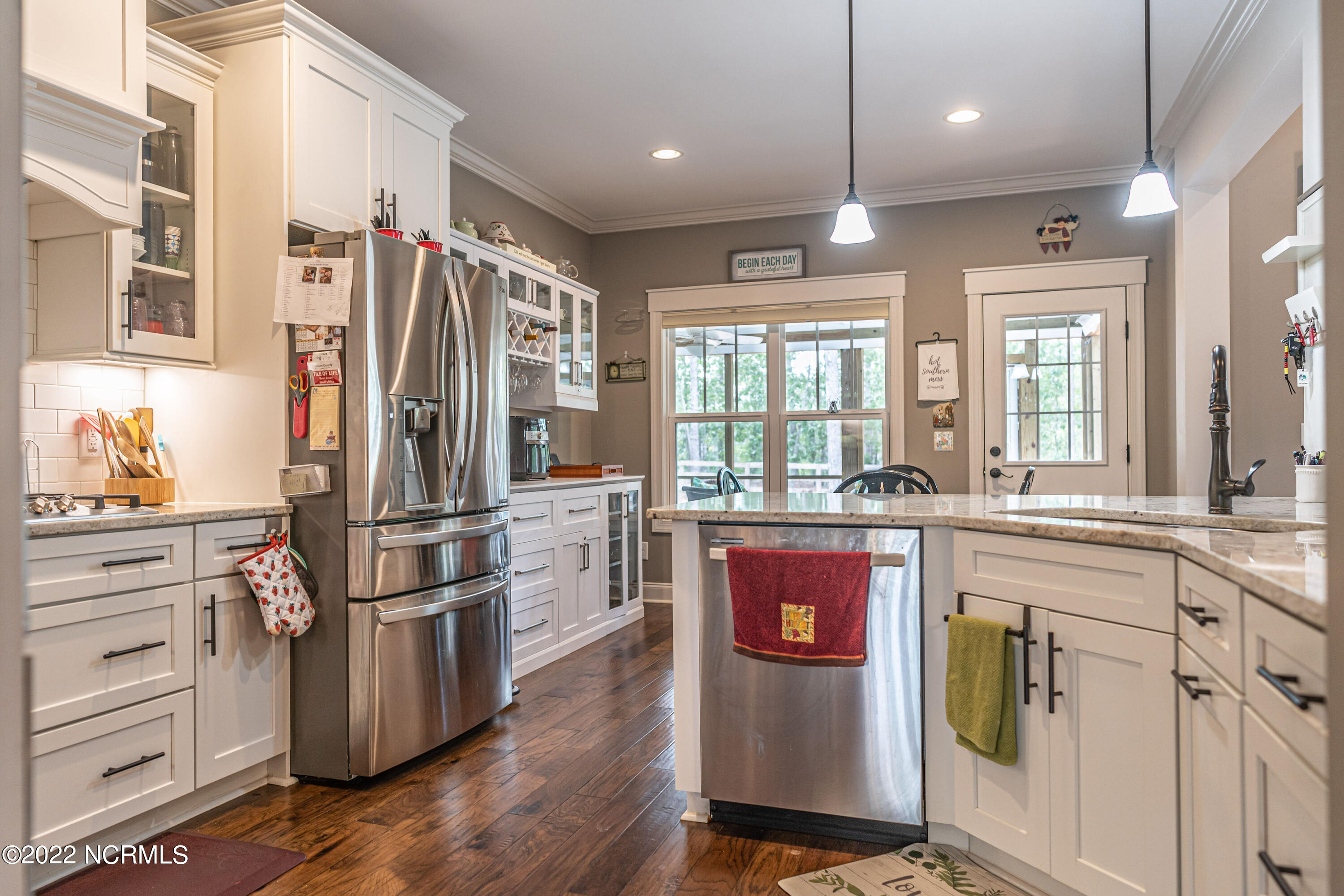 34 Cardinal Drive Whispering Pines, NC 28327 - Photo 14 of 73 kitchen