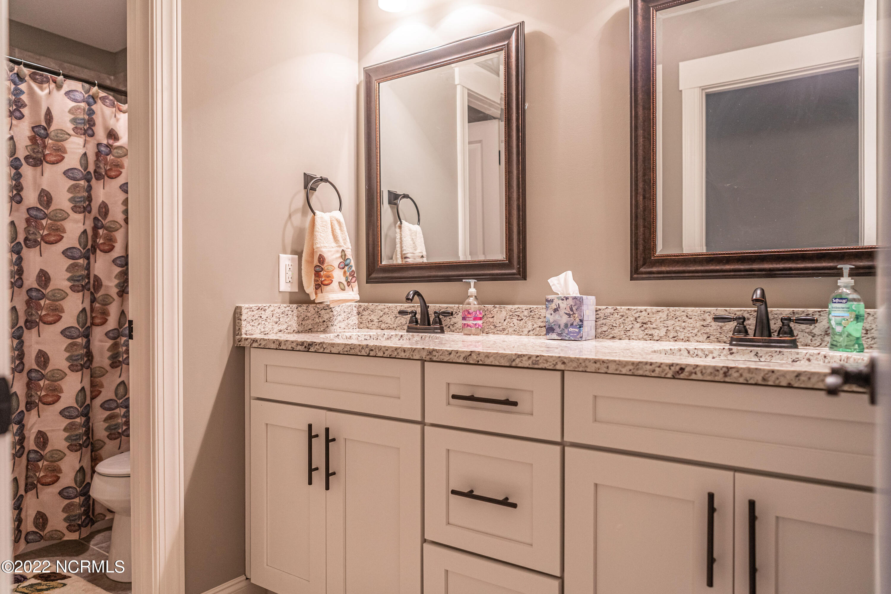 34 Cardinal Drive Whispering Pines, NC 28327 - Photo 53 of 73 upstairs hall bath