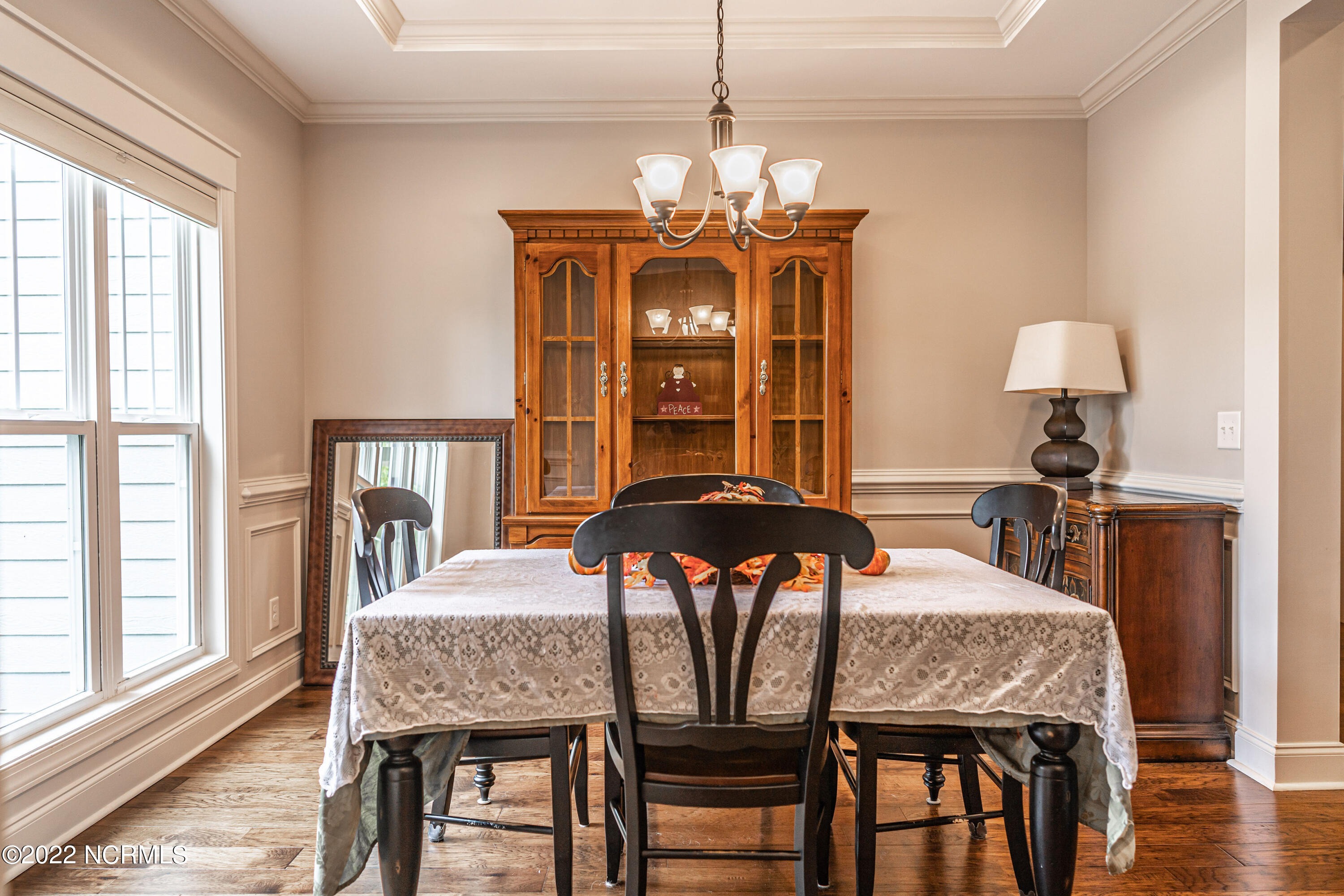 34 Cardinal Drive Whispering Pines, NC 28327 - Photo 10 of 73 dining room