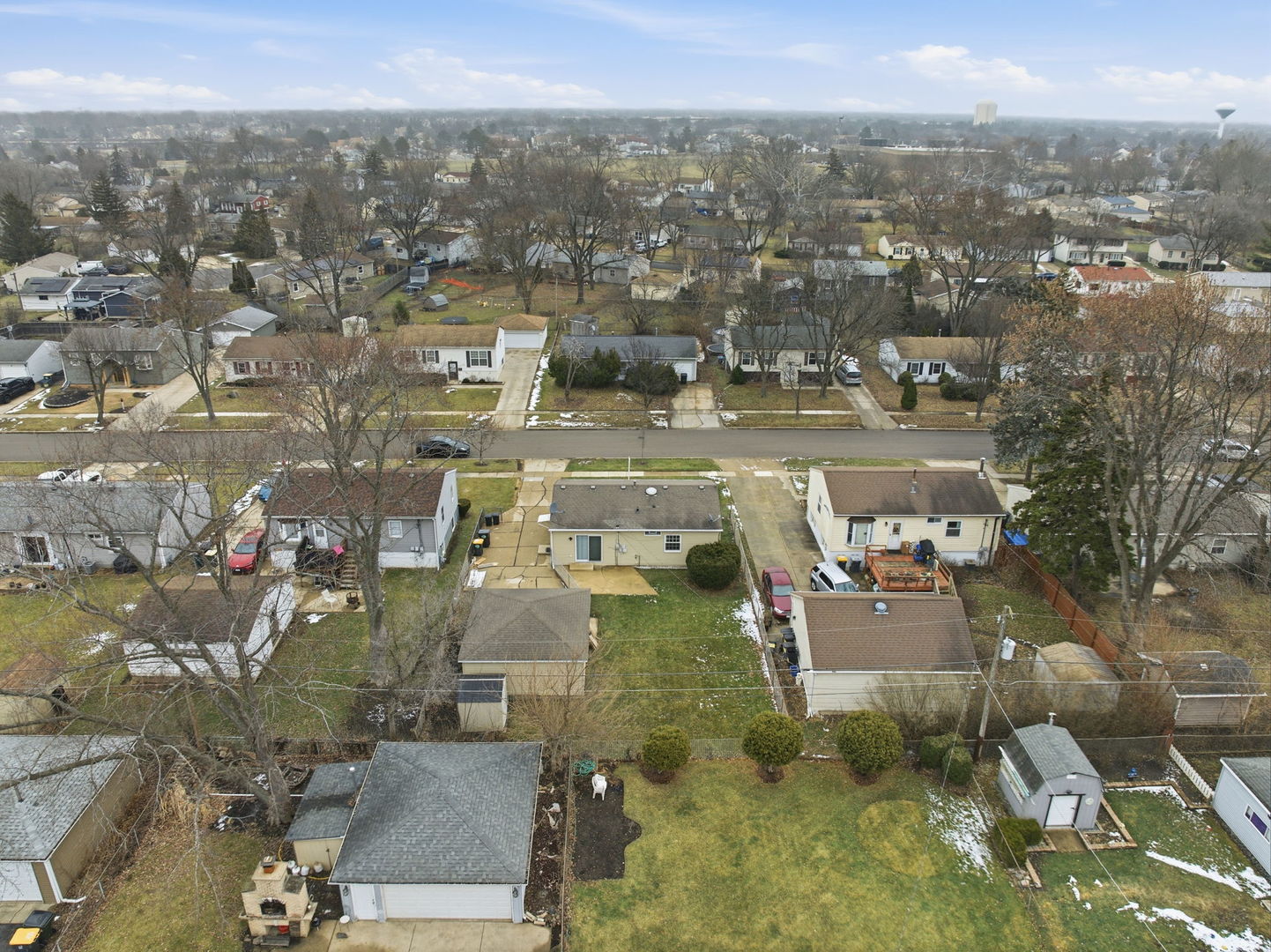 210 Willow Road Streamwood, IL 60107 - Photo 25 of 26 an aerial view of multiple house