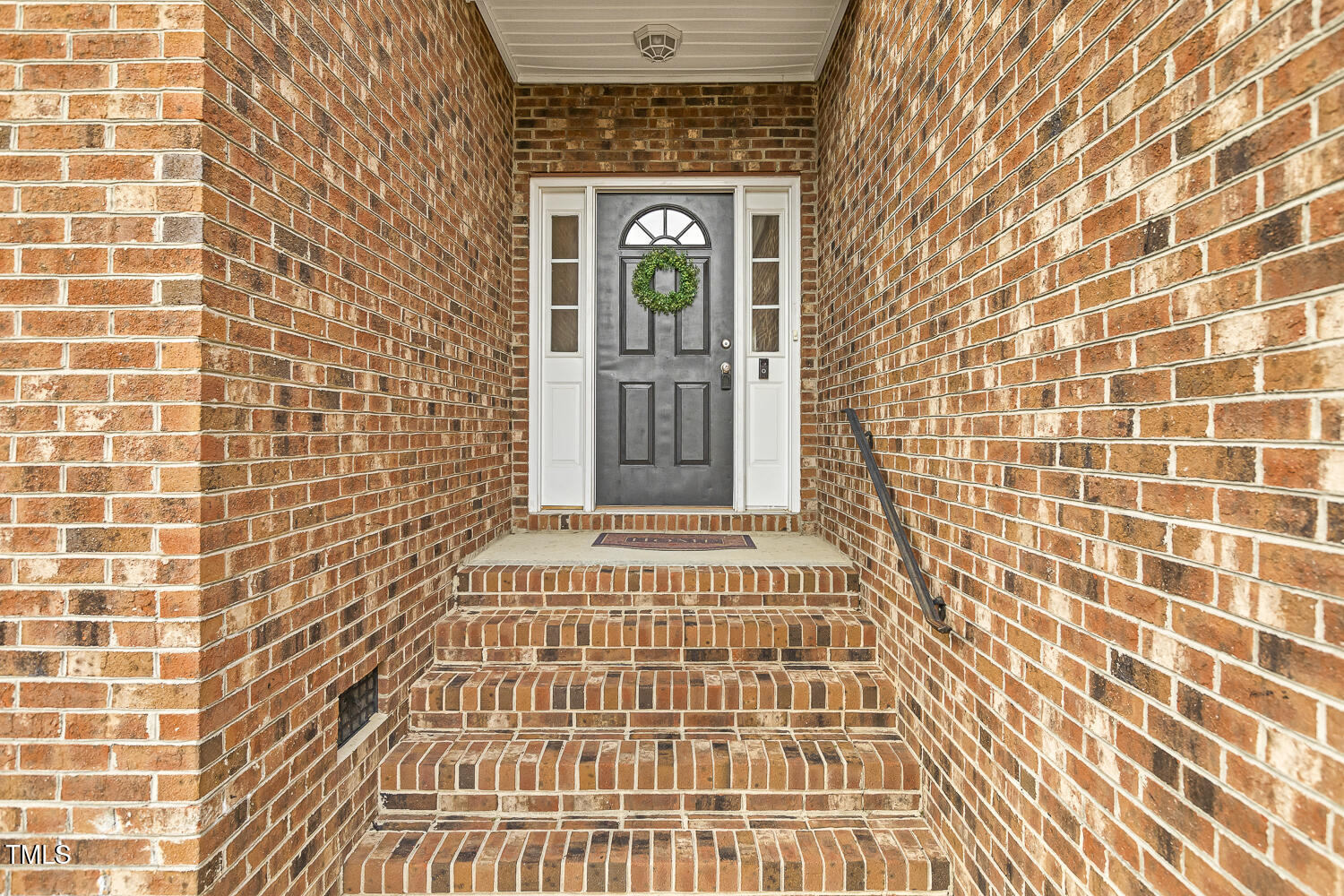 124 D'Ango Circle Angier, NC 27501 - Photo 2 of 42 a view of a brick wall