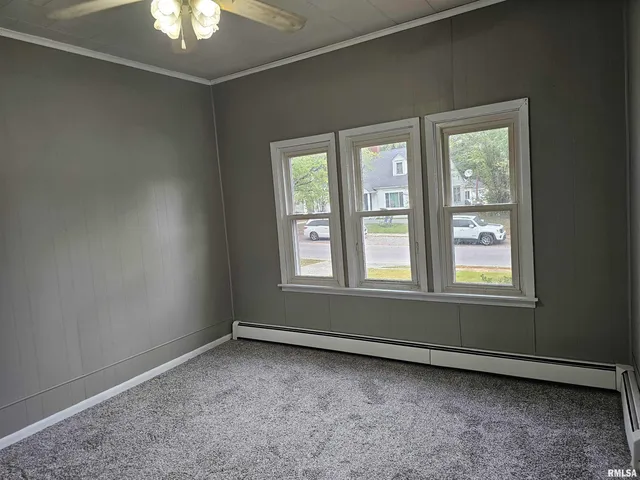 $85,000 | 611 East Meridian Street, Marion, IL 62959