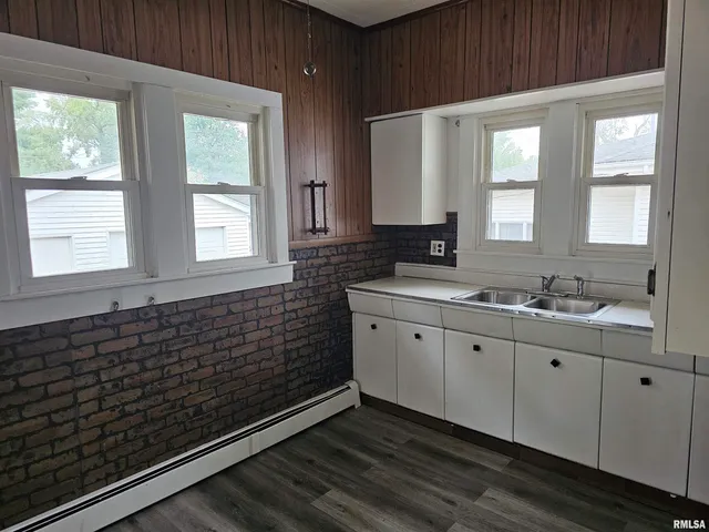 $85,000 | 611 East Meridian Street, Marion, IL 62959