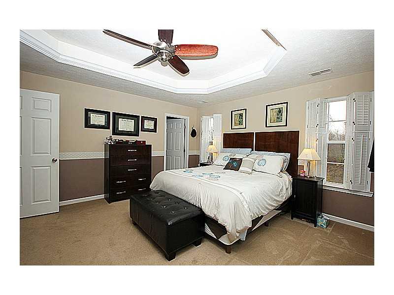 258 Maple Ridge Drive Canonsburg, PA 15317 - Photo 13 of 23 Master Bedroom.