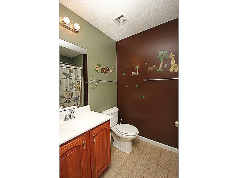 258 Maple Ridge Drive Canonsburg, PA 15317 - Photo 19 of 23 Partial Bath.