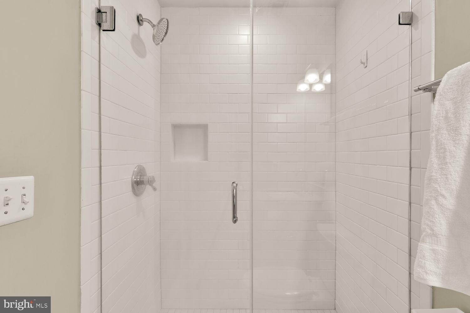 2714 Ontario Road Northwest, Unit 2 Washington, DC 20009 - Photo 16 of 24