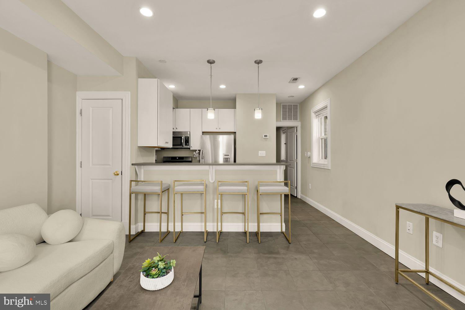 2714 Ontario Road Northwest, Unit 2 Washington, DC 20009 - Photo 5 of 24